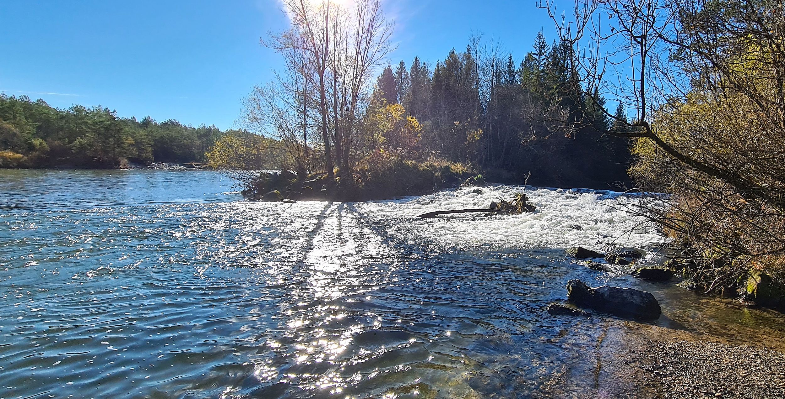Zusammenfluß_Isar-Loisach-Kanal